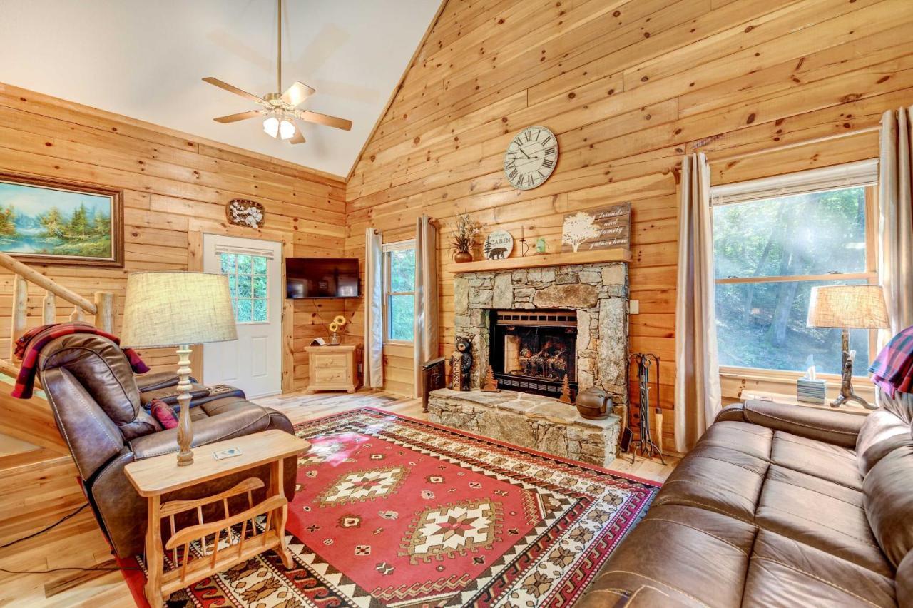 Waynesville Cabin With Covered Deck And Fire Pit! Lake Junaluska Dış mekan fotoğraf